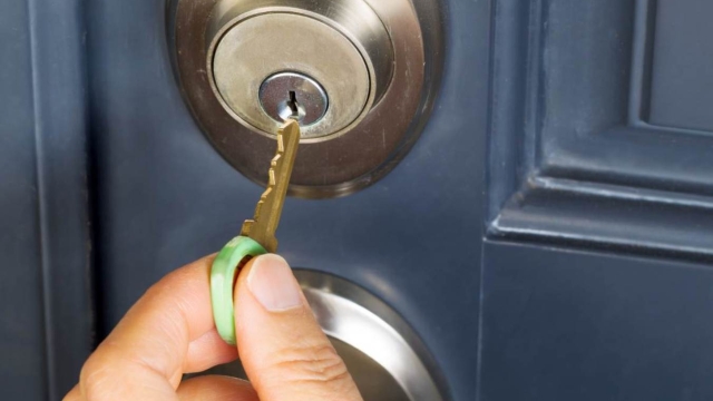 The Ultimate Guide to Finding a Trustworthy Safe Locksmith