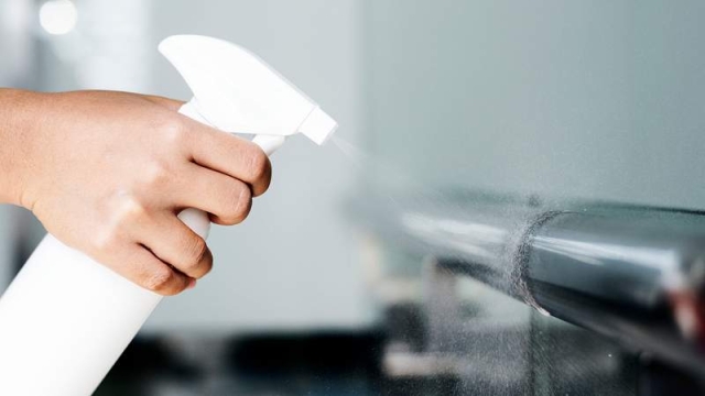 From Cluttered to Clean: Transforming Your Space with Cleaning Services