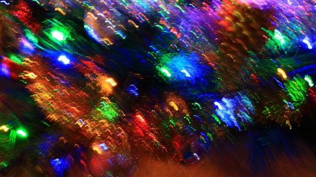 How to Choose a Reliable Wedding DJ