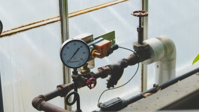 Identifying Common Causes of Pool Water Loss